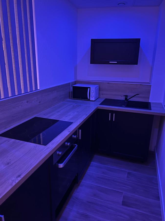 Chic & Jacuzzi Διαμέρισμα Givors Εξωτερικό φωτογραφία